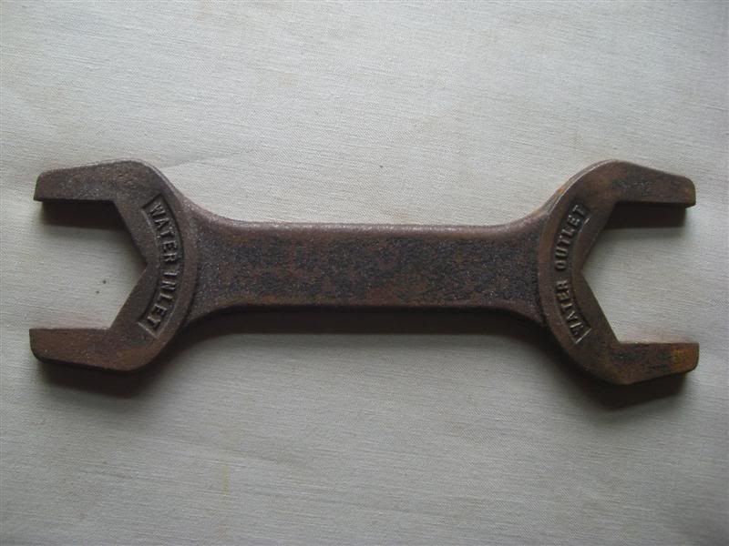 Help identify old wrenches The H.A.M.B.